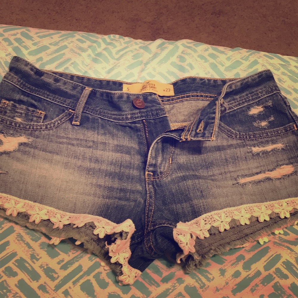 Low rise hollister shorts